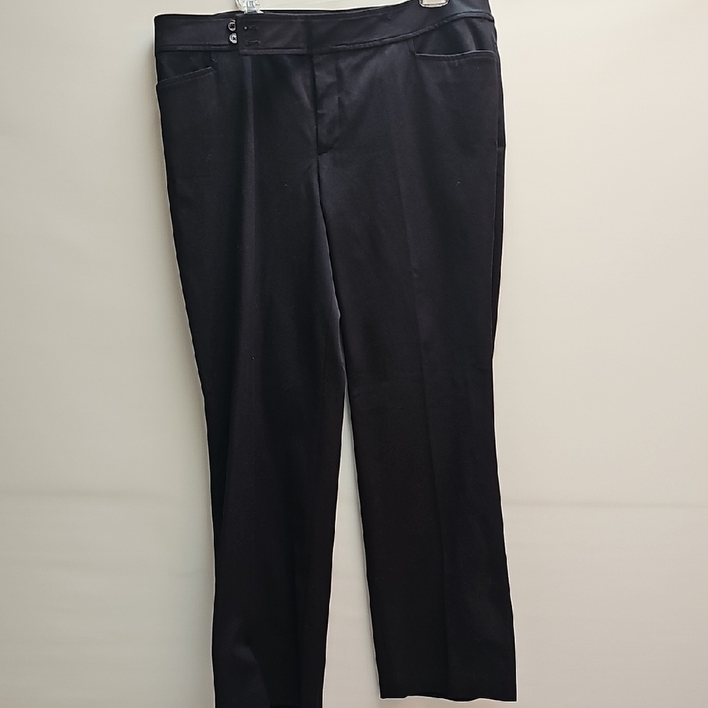 Chaps Women's Classic Black Pants